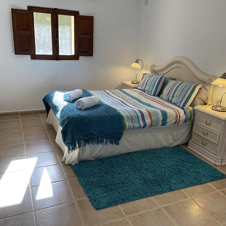 Grapevine Manor Guest House Monovar Стая снимка