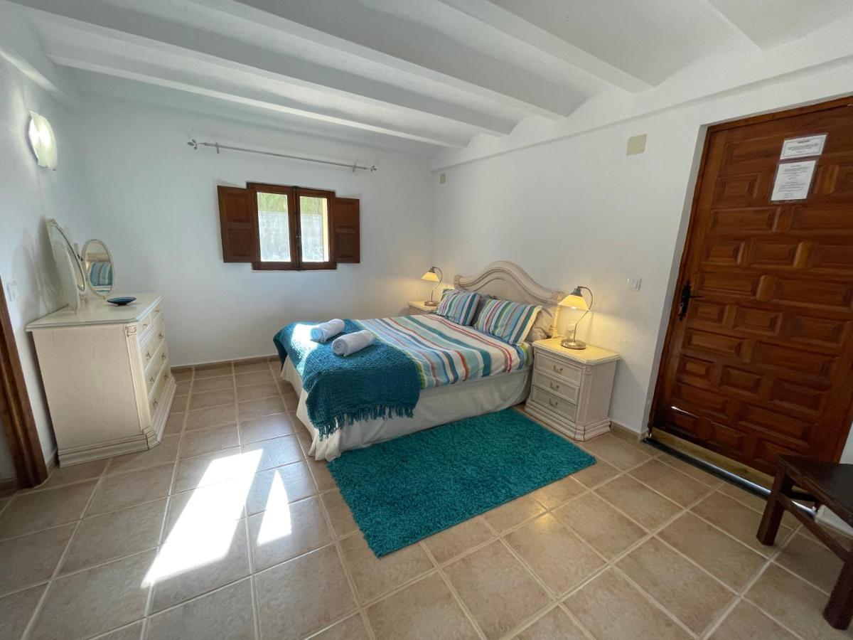 Grapevine Manor Guest House Monovar Екстериор снимка